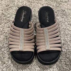 SIZE 8 Skechers Women's Beige Embellished Sandals 8004